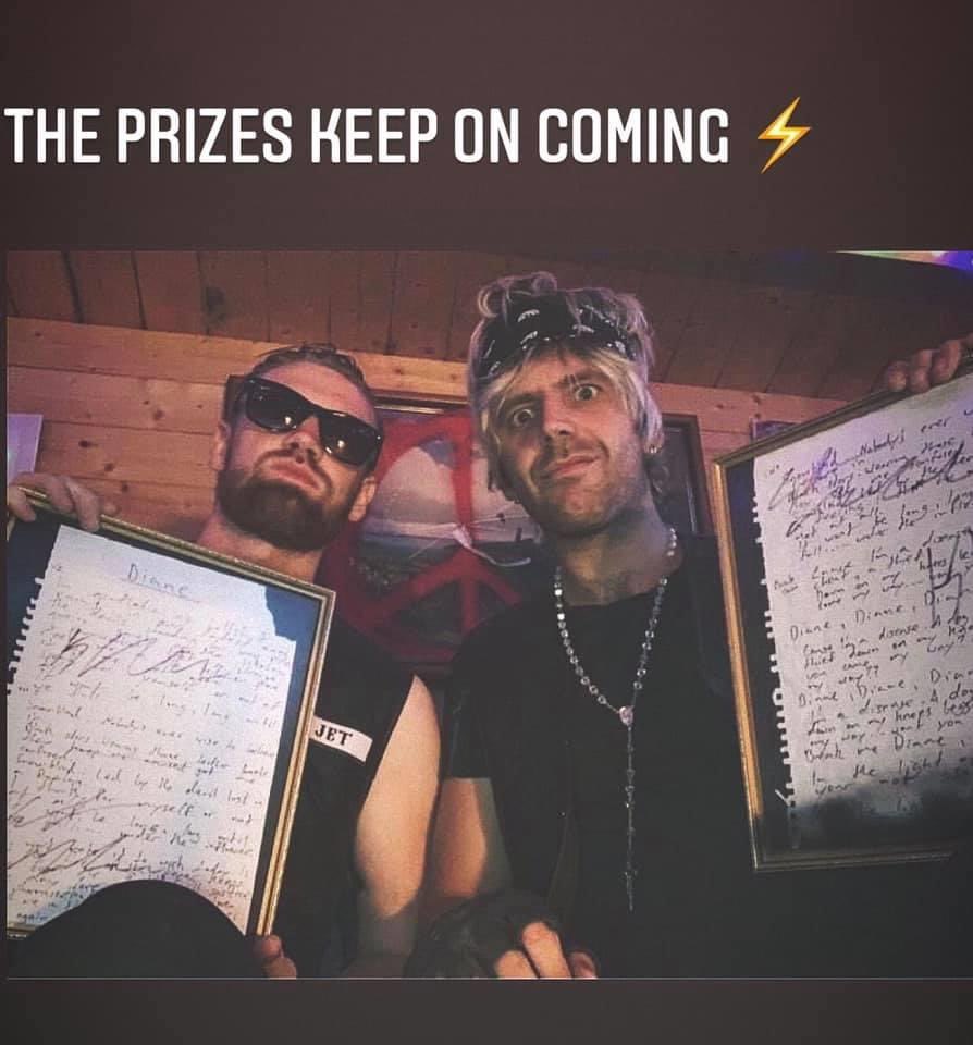 Last wee push for the release of our hit single “DIANE”  this Friday. 

Be in for a chance to win these framed lyrics by clicking the pre-save link below, and entering your email address!  

Keep fighting on boppers ⚡️

distrokid.com/hyperfollow/pa…