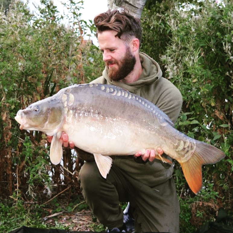4 fish landed for Jim last weekend. The biggest 21.3lb. This fell to a solid bag with id3 wafter with the trap and id3 as freebies over the top. Well done Jim

#incrediblebaits #carp #carpfishing #fishing #carpy #carplife #karpfen #fish #angling #carpangler #nature #carpangling