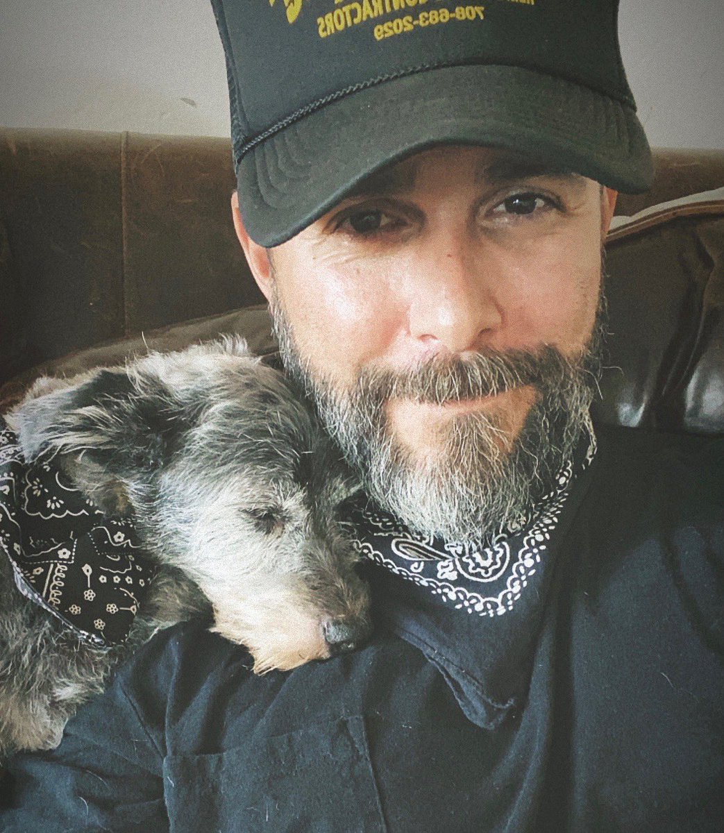 Happy #NationalDogDay.🖤