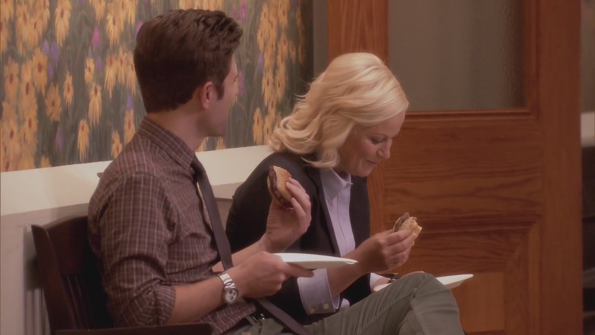 adamscottnet's tweet photo. 3x10: Soulmates

"Do you know that wildflower mural up on the second floor? Yeah? Do you want to meet there?"

#ParksAndRec #AdamScott https://t.co/4E1WzbpKgY