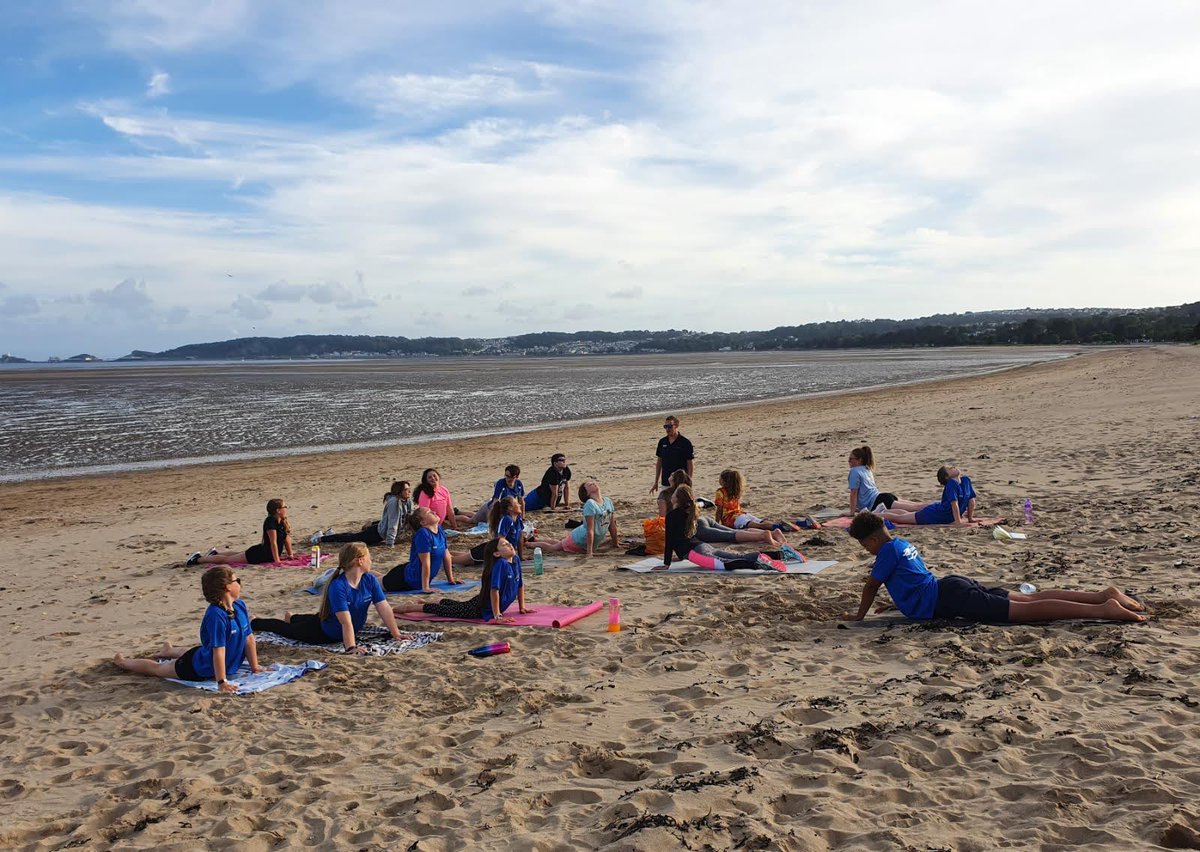 SwanseaAquatics's tweet photo. Making the most of the weather this evening #swimmingfamily #TeamTYR https://t.co/gLuhgcuQke