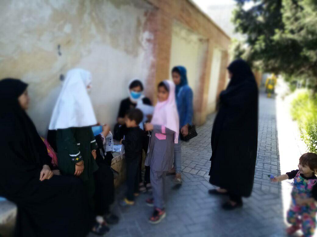 مخالفت دوباره‌مجلس باآیین‌نامه‌ی اجرای قانون تابعیت فرزندان مادرایرانی

رییس حوزه ریاست مجلس:تصویبنامه موضوع«اصلاح آیین‌نامه اعطای تابعیت ایران به فرزندان حاصل ازازدواج زنان ایرانی بامردان خارجی»موردقبول مجلس قرارنگرفته وباردیگر این آیین‌نامه مغایر با متن قانون تشخیص داده شده است