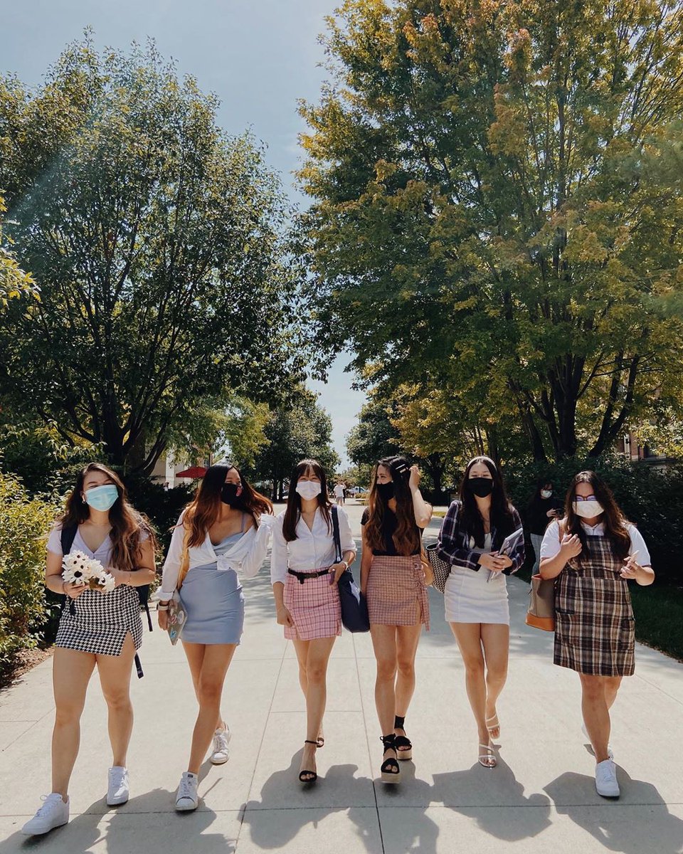 UNLGreek's tweet photo. The Sisters of UNL Delta Phi Lambda want to welcome everyone back to campus! Remember: wear your masks, practice personal hygiene and social distancing, and take the needed safety precautions to protect yourself and others.  📷 UNL Delta Phi Lambda https://t.co/4Y29su5aVn