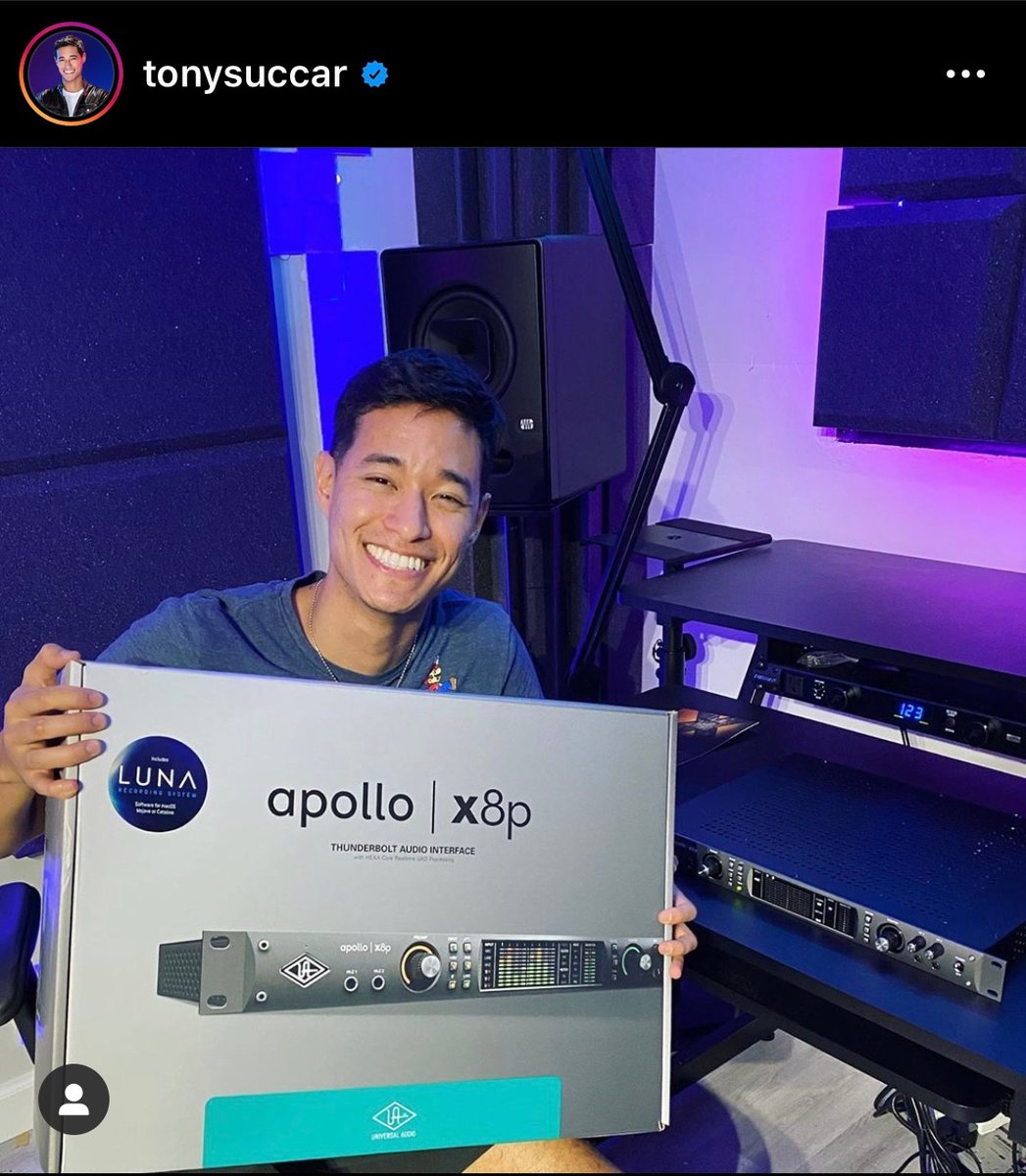 WestlakePro's tweet image. Congrats @tonysuccar on the new @uaudio #apollointerface ! Looks great in the new studio 😎.  Can’t wait to hear what you record with it!

 📸 by @carlitosdickson

Get 19 free UAD plugins with a new Apollo here 🎉: 
l8r.it/I3zZ

#universalaudio #westlakepro #proaudio