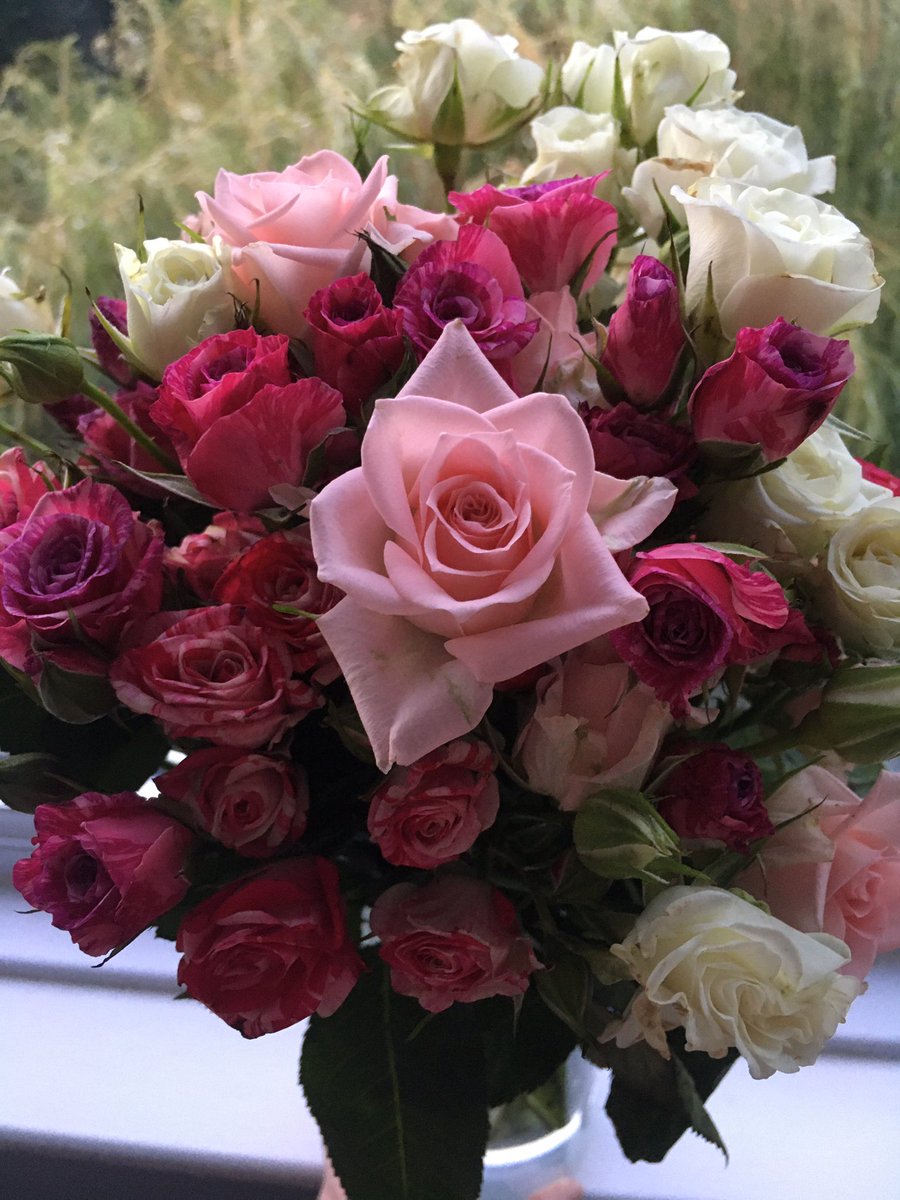 When that special someone across the miles sends you stunning flowers on your birthday! Truly feel blessed! 
Thank you! 😘😘