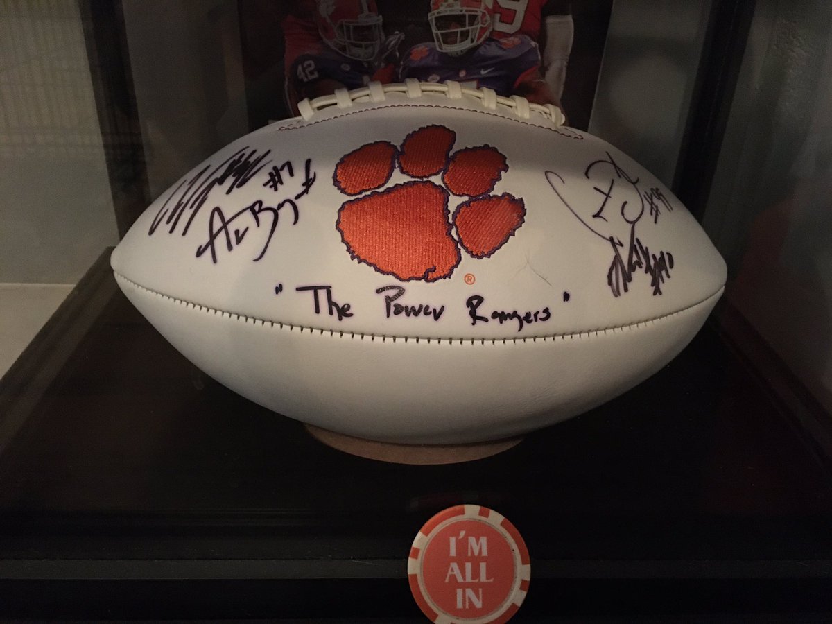 wildcattiger's tweet photo. @cutiger88 @ClemsonTom @TigerMovingGVL @cwilkins42 @Cle_Missile @_austinbryant7 @llawrence2139 That’s awesome!  I have a football to match...great D-line https://t.co/uDneKQJQJZ