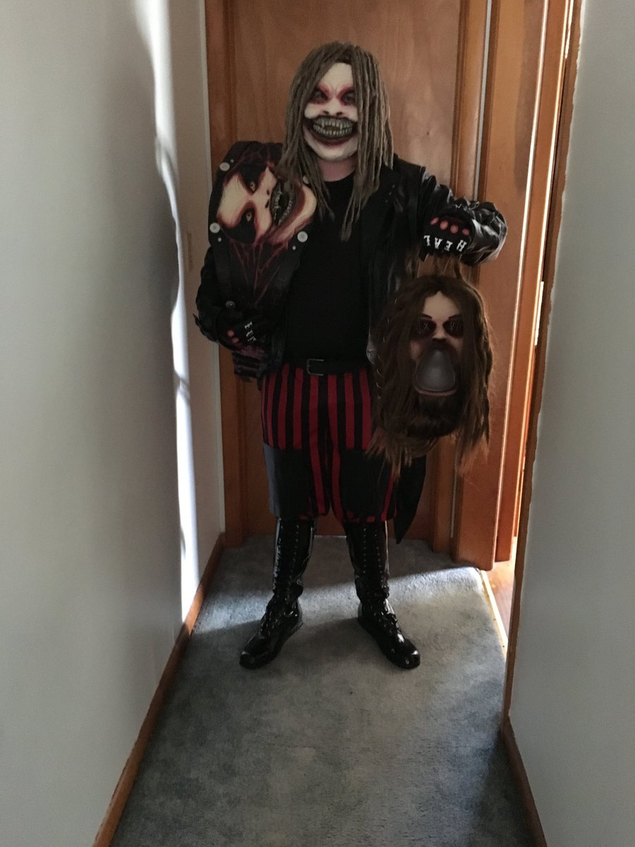 @WWEBrayWyatt I did my first cosplay for you. You’re my favorite superstar and I thank you for everything you do. #TheFiend #LetHimIn #1stCosplay