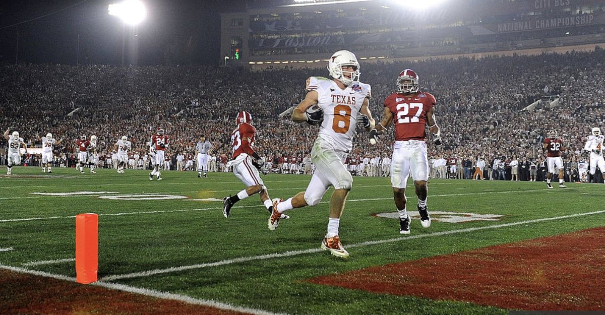 JaxonShipley's tweet photo. Congratulations to my brother @Jordan_Shipley for being inducted into the @texasfootball hall of fame! One of the best to ever wear the burnt orange. He’s the most humble person you’ll ever meet, and would give you the shirt off his back. Hook’em 🤘🏼 https://t.co/l2Elk8j7Tz