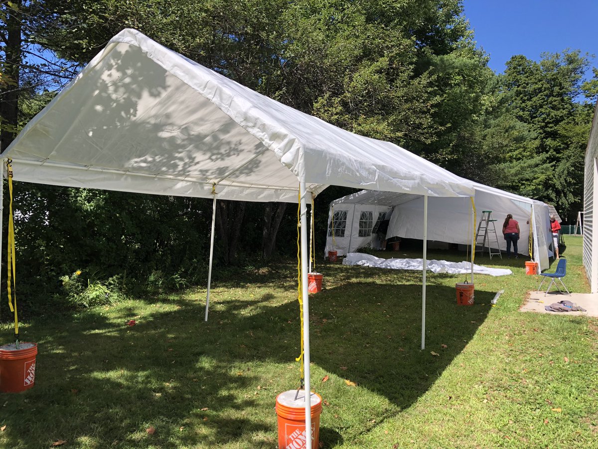 LindyStetson's tweet photo. Successful day today working with teachers and community members to build tents so every SCS class has an outdoor classroom space! #vted #smallschoolwithabigheart #safereopening #creatuceeducation https://t.co/axCmW0lxqo
