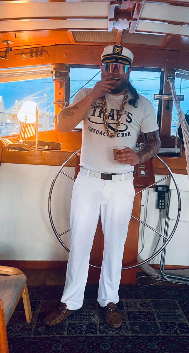The_HonestTrav's tweet photo. This is your Captain speaking! @PitViperShades #DoubleWides #CertifiedGirthCertificate #PitViper #CaptainDrip #HonestTravsVirtualDiveBar https://t.co/6sTaLZKRFe