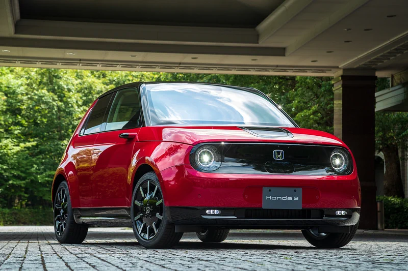 ホンダから新型EV『Honda e』が10月から販売開始を発表！