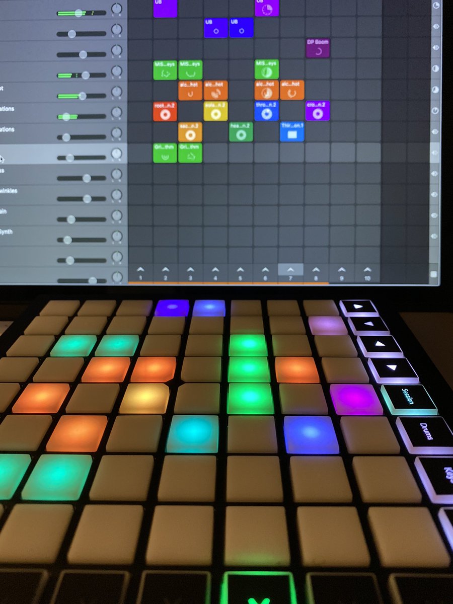 electricdjinn1's tweet image. Loving this new #launchpadmini @WeAreNovation prepping some #sonicearcandy for our #livestream at @tlabnyc this Sunday 5pm with @ShesExcited1