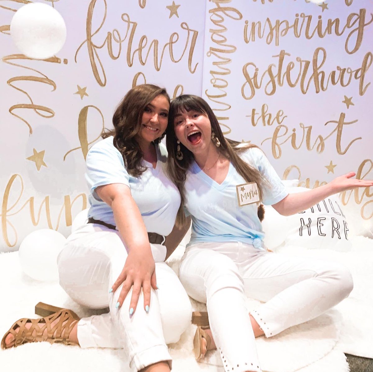 ☆🅘🅝🅕🅞🅡🅜🅐🅛 🅡🅔🅒🅡🅤🅘🅣🅜🅔🅝🅣☆
~ Intrested in being apart of a sisterhood? Well informal recruitment is here! Alpha Delta Pi is here to give you lifelong sisters &amp; unforgettable memories! DM us if you have any questions! To sign up, link in our bio! 🤩