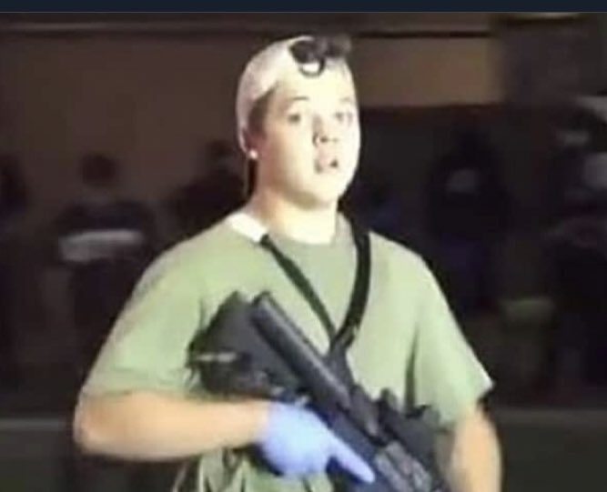 Teacher Dude On Twitter None Of The Far Right Militia Or Kenosha Pd Who Repeatedly Came Into Contact With Kyle Rittenhouse Thought To Tell This Kid He Had No Place Being In A