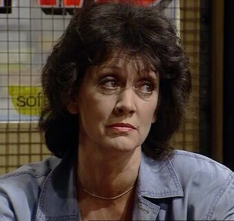 58. Alma Sedgwick. Originally a rather flighty,workshy character Alma soon morphed into a much nicer woman. Perhaps she lost a bit too much of her early edge? I’m not sure she was always well used,particularly in later years. But like most fans I remember her fondly. #MyCorrie60
