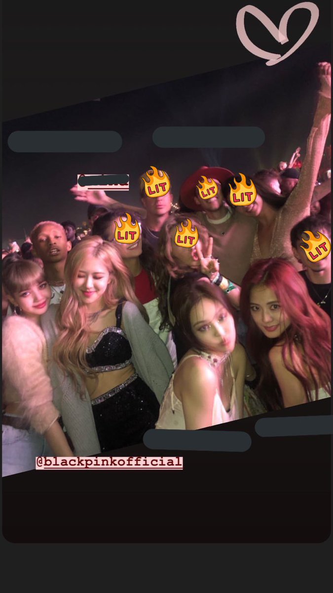 —Sube en sus historias de Instagram una foto donde aparecía con su familia y las chicas de BP, mientras estaban en la presentación de Billie—

#RolbandchellaXX