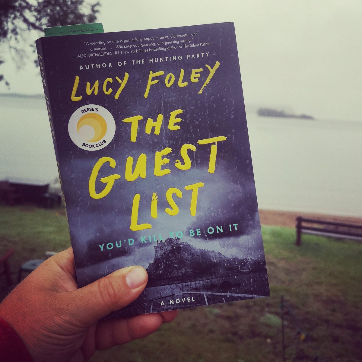 A gloomy evening makes a great time to start the book 'THE GUEST LIST' by Lucy Foley 

#LucyFoley #summerreading #currentlyreading #book #reading