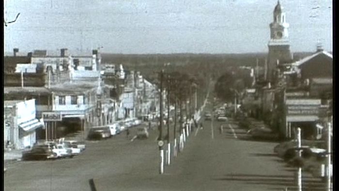Freoboy79's tweet photo. Good Morning #Goldfields...It's warming up
Today #Kalgoorlie is looking at a top of 25C Mostly Sunny
#Leonora 30C Sunny
#Norseman 24C Cloud Clearing
#Esperance 21C Cloud Clearing
#SouthernX 22C Mostl;y Sunny
Have an awesome Thursday peeps https://t.co/Xk04djFYsv