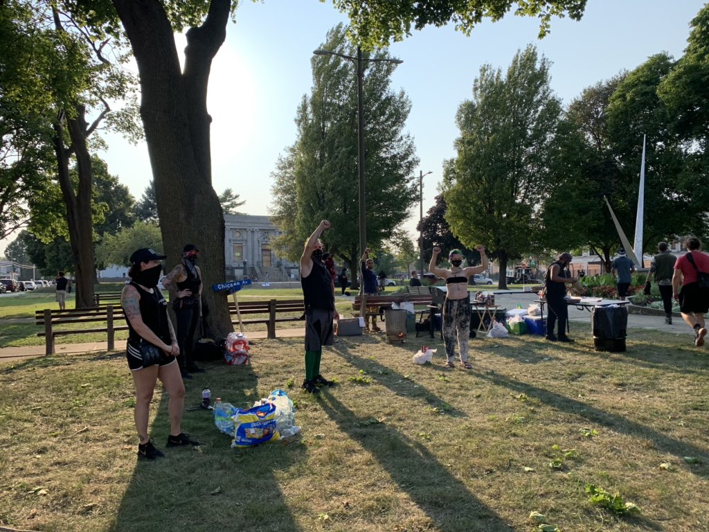 Protesters have gathered in Civic Center Park. A group is holding a barbecue for them.  #Kenosha