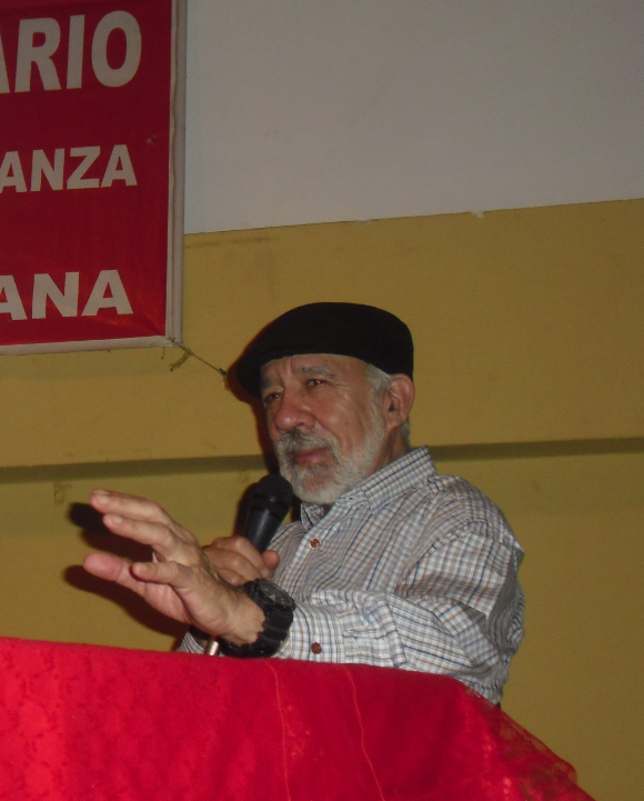 4Omt991's tweet photo. #CarlosLanzDebeAparecerYa por su familia, por la Patria! https://t.co/NzAT0y4OMl