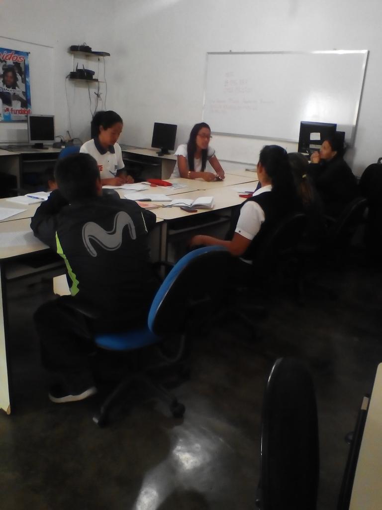 cbitpedrojose's tweet photo. Tutoras del Municipio Urdaneta se unen a la consulta Nacional para la Educación Semi presencial año 2020-2021. https://t.co/upaSL52Ht6