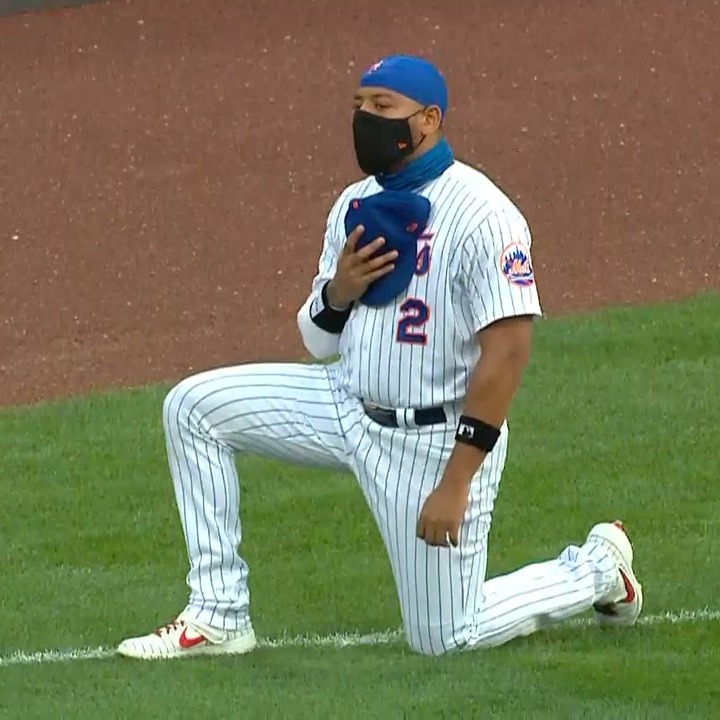 FOX Sports: MLB on X: New York @Mets' Dominic Smith took a knee
