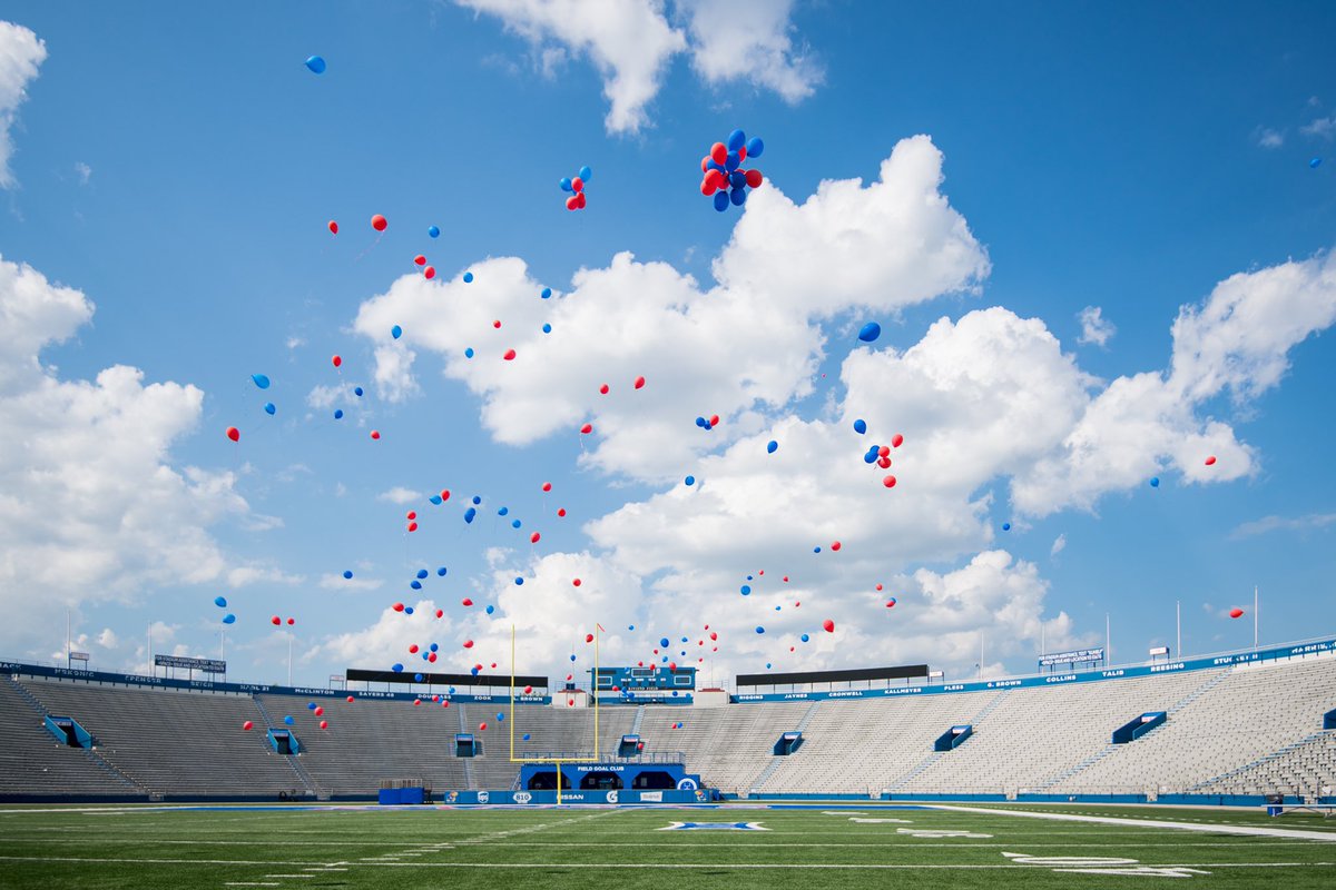 KU_Football tweet picture