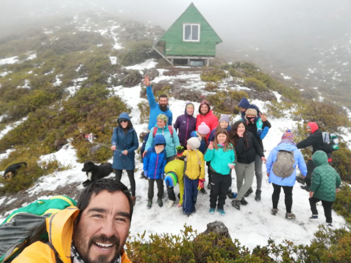 Nieve en la isla Alejandro Selkirk del Archipiélago de Juan Fernández! Uno de los rincones más remotos y más maravillosos de Chile.