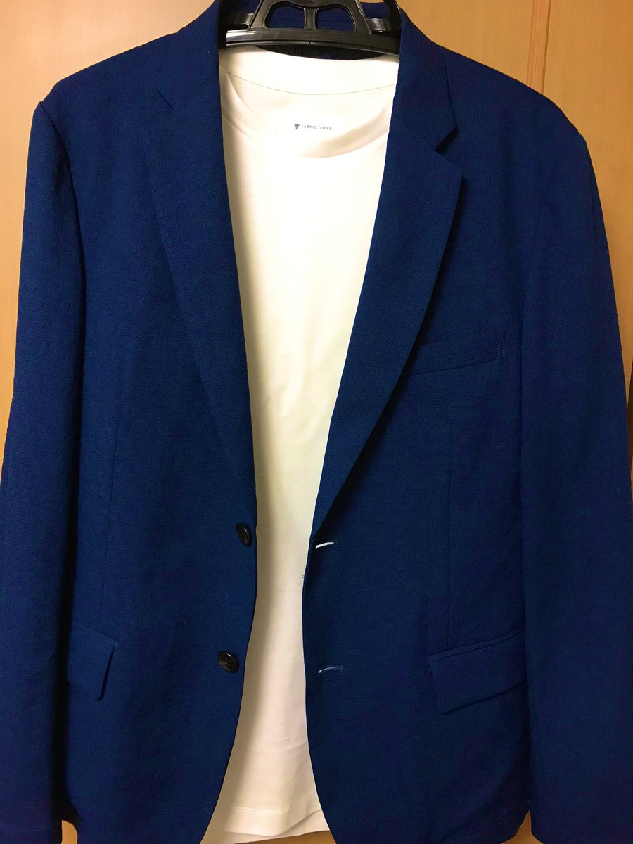 亀田 若手営業マンのパイセン どこで買うかってことですよね 笑 オススメはオーダースーツを得意とするfabric Tokyoさんです 身体に丁度合うセットアップを仕上げられて そのセットアップにバッチリ決まる無地のシャツも買うことができます フォルム