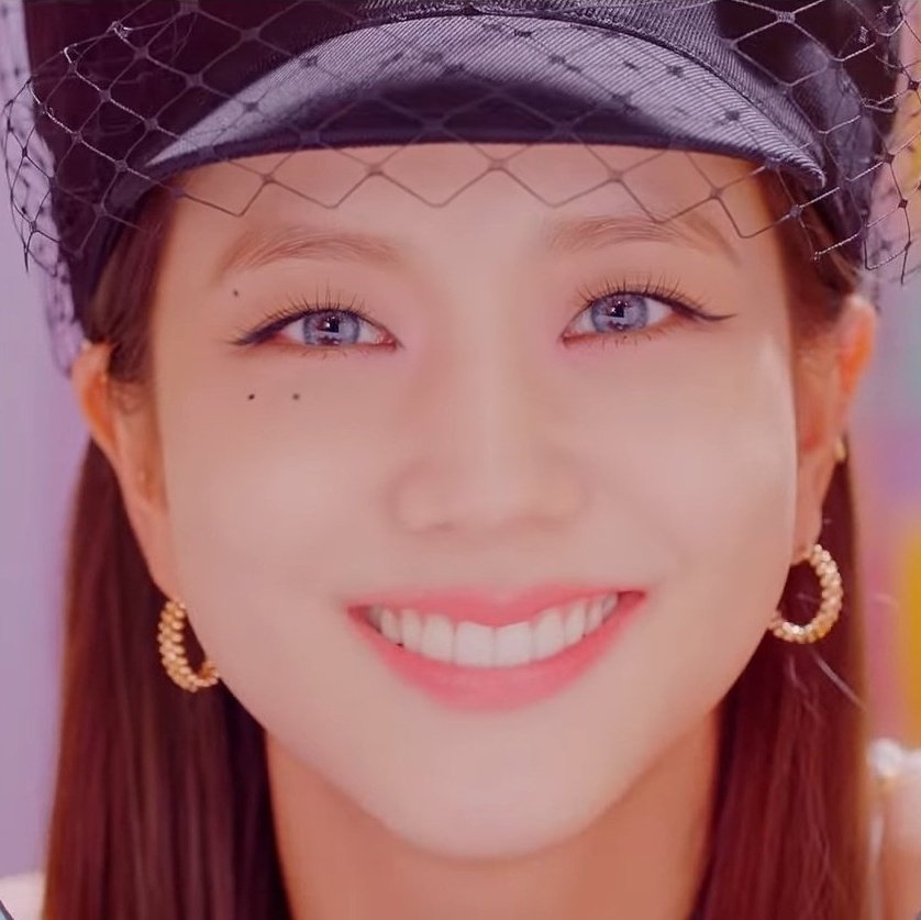 jisoo tweet media