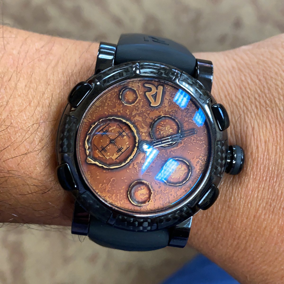 Facebook Live sale at 9pm!