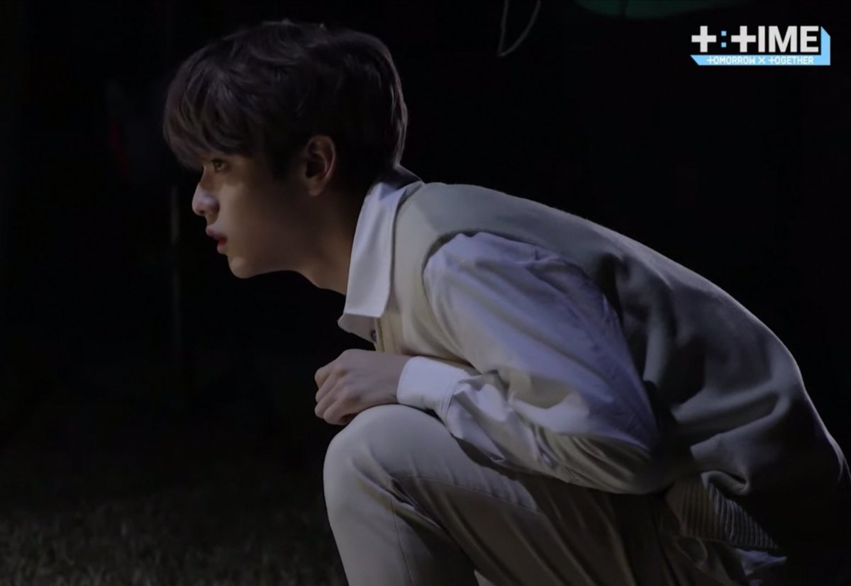 me is about to cry remembering this scene @TXT_members  @TXT_bighit