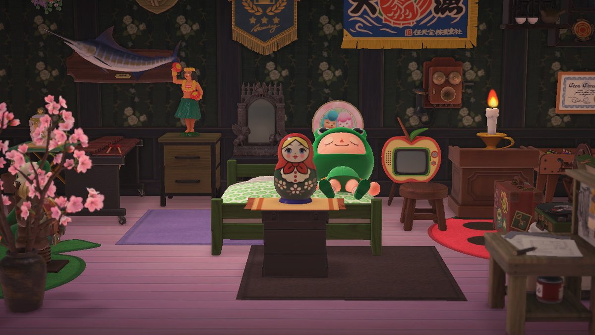 achlohen's tweet photo. here's the bedroom. it's a howl's bedroom inspired look,, kind of happy with how it turned out! #AnimalCrossing #ACNH https://t.co/I3ORInsH02