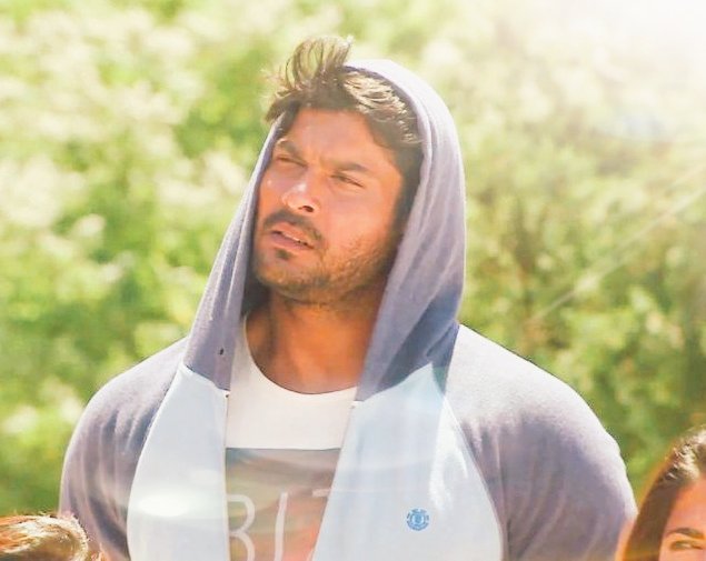 itsprecioussid's tweet image. A happy person is happy, not because everything is right in his life. He is happy because his attitude towards everything in his life is right. Good Morning. @sidharth_shukla ❤ 

Good morning #Sidharth_shukla &amp;amp; his #SidHearts ❤