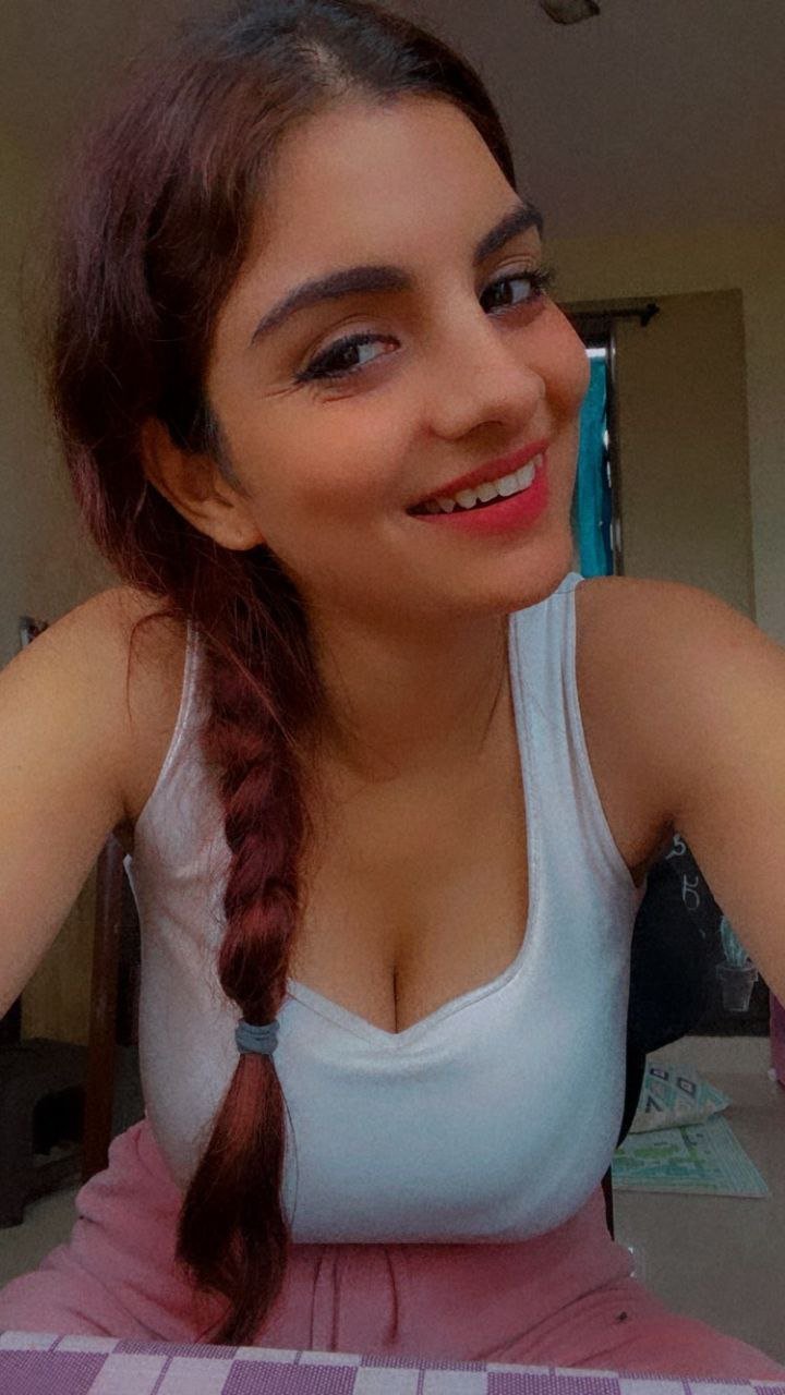 EgZ6PVsVoAMbJ44?format=jpg&name=large