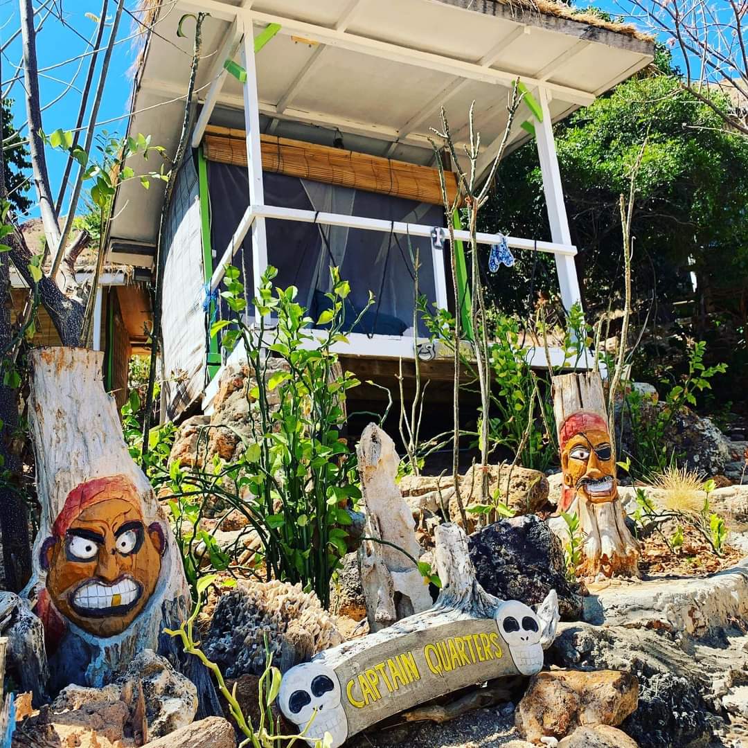xp_flores's tweet photo. Pirates Life in Komodo.

Private trip sudah tersedia sekarang.! Silahkan kontak kami dan booking melalui email at info@floresxp.com | WA : 08113985344
Bisa juga stay di XPirates Camp Sebayur.

See you soon!!

https://t.co/z6nO6YWBS6 https://t.co/pxBx4Hsp7O