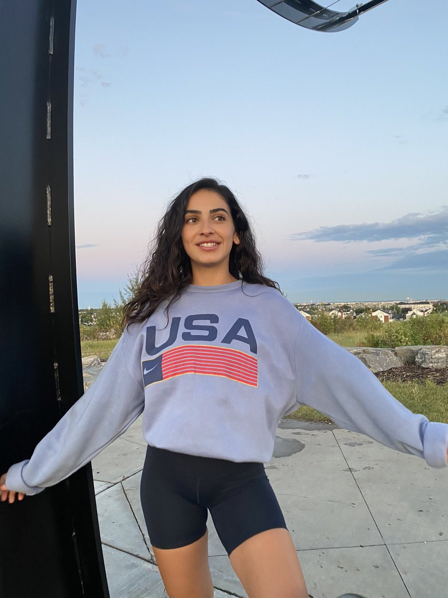 sitojr98's tweet photo. Ur telling my girlfriend isn’t bad af??? https://t.co/kr9fUlTZTH