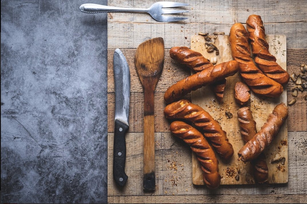 dapper_dug's tweet photo. jAkey’s Premium Sausages 🌭 Hungarian 🌭 German Cheesy 🌭 German Cheesy Spicy 🌭 Polish 🌭 Schublig 🌭 DM me for orders https://t.co/f0E4UdIRPw