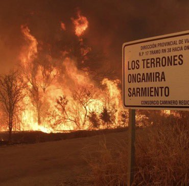 PLEASE DON'T IGNORE THIS!! Argentina is burning and i barely see people in my tl talking about it. PLEASE sign some petitions i'll leave in this thread