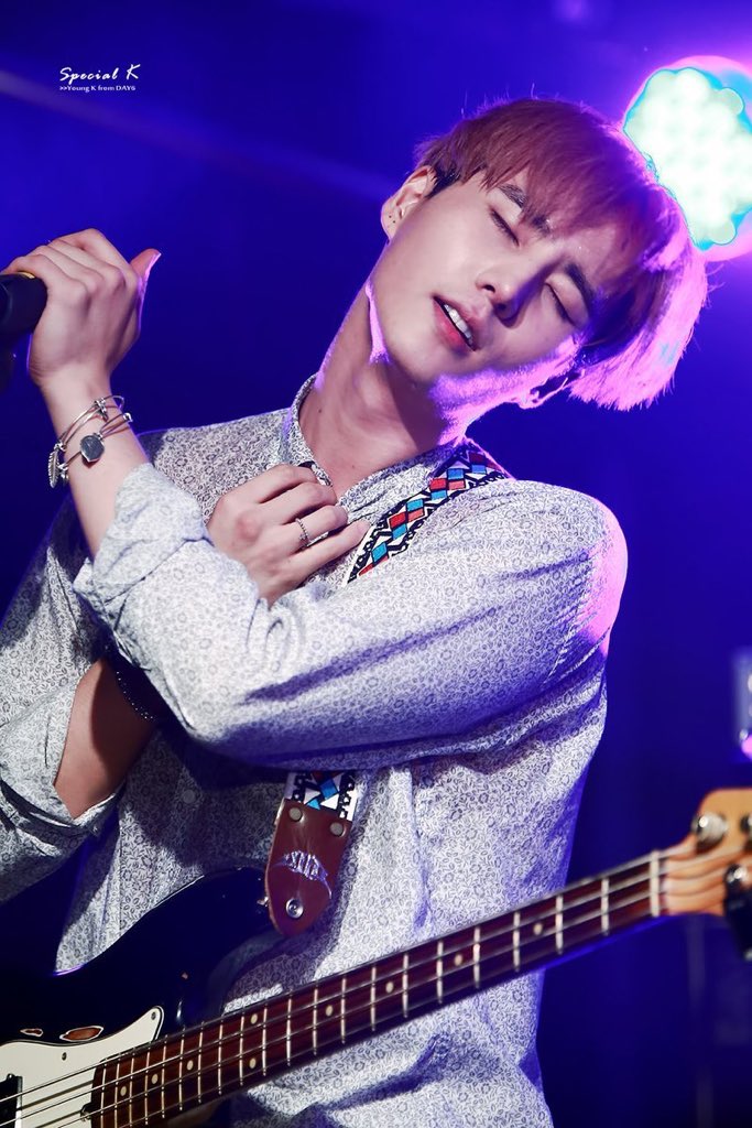tl cleanse but it’s been exactly four years since youngk unbuttoned the first button of his top....HOW DID YALL SURVIVE THIS