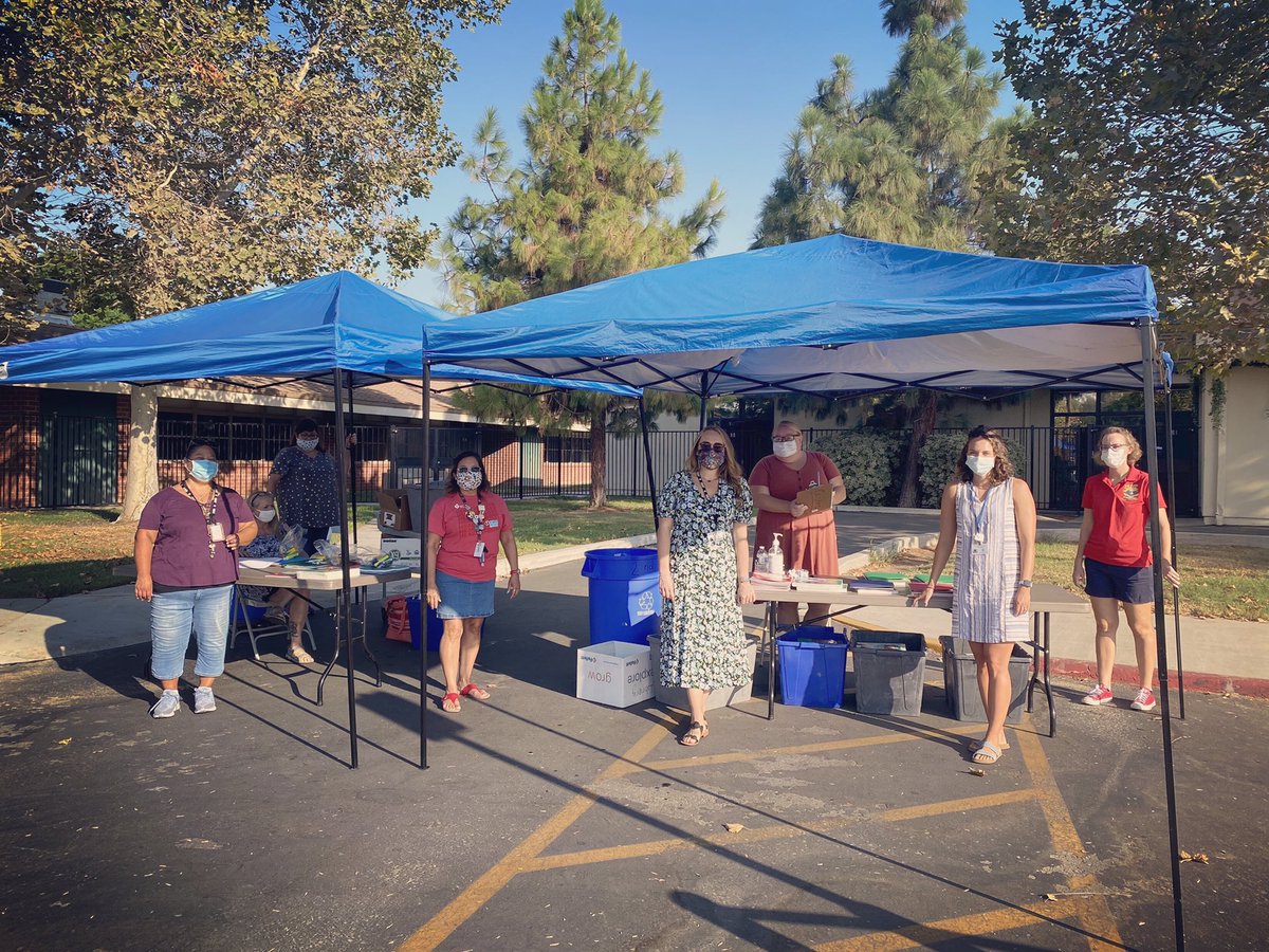 Shout out to our classified staff at Van Buren! They have been working hard to organize and distribute all our students’ materials. I helped out for one day and it was A LOT to deal with and the heat we have had to top it all off! Kuddos to you all! ❤️🦅  #jurupausd