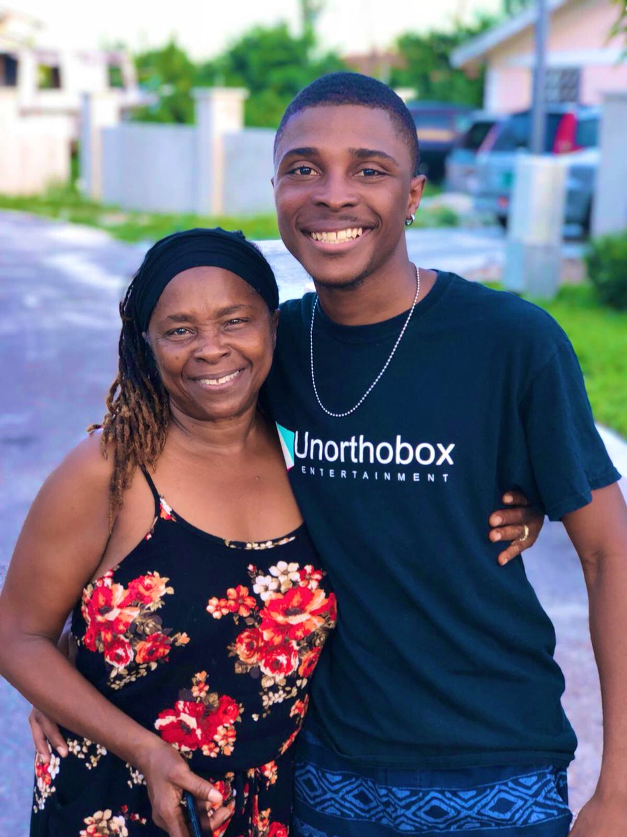 _devaughnr's tweet image. I lost my grandmother to Covid today and some people still think this virus is a hoax. Lol.