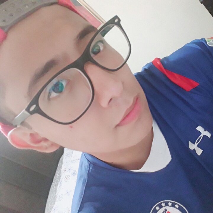 AlanRod61018300's tweet photo. #NuevaFotoDePerfil https://t.co/i0QoVWUkJp