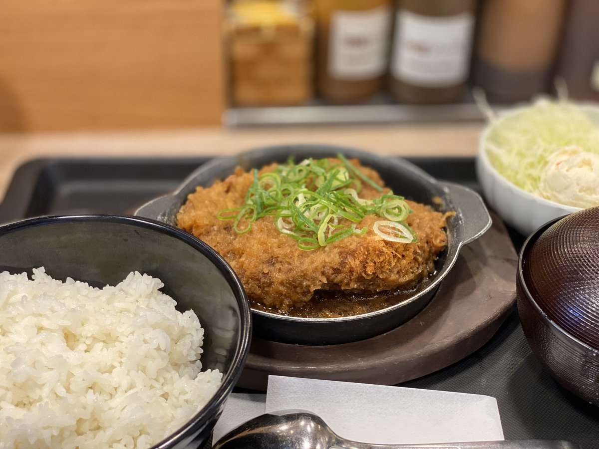 とんかつ 松のや 公式 山形だしロースかつ定食と同時に販売開始したbigメンチハンバーグ定食おろしソースを食べました デカ盛りの巨大メンチかつの上におろしと和風ソースでガッツリだけどあっさり頂きました 美味たんご デカ盛り メンチハンバーグ とんかつ 松のや 公式 山形だしロースかつ定食と同時に販売開始したbigメンチハンバーグ定食おろしソースを食べました デカ盛りの巨大メンチかつの上におろしと和風ソースでガッツリだけどあっさり頂きました 美味たんご デカ盛り メンチハンバーグ