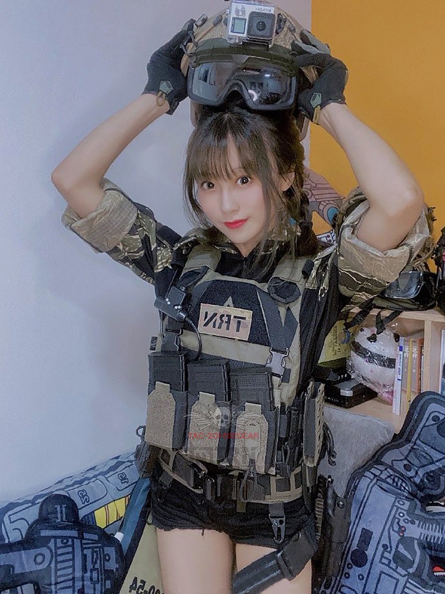 Tac Zombiegear オープンまでお待ち下さい V Twitter 新商品 Sp2 フード付きカスタムコンバットシャツ タイガーストライプ フードはファスナーにより脱着可能です 脇の下部分が通気用メッシュ生地仕様 サバゲー フード付きコンバットシャツ T Co