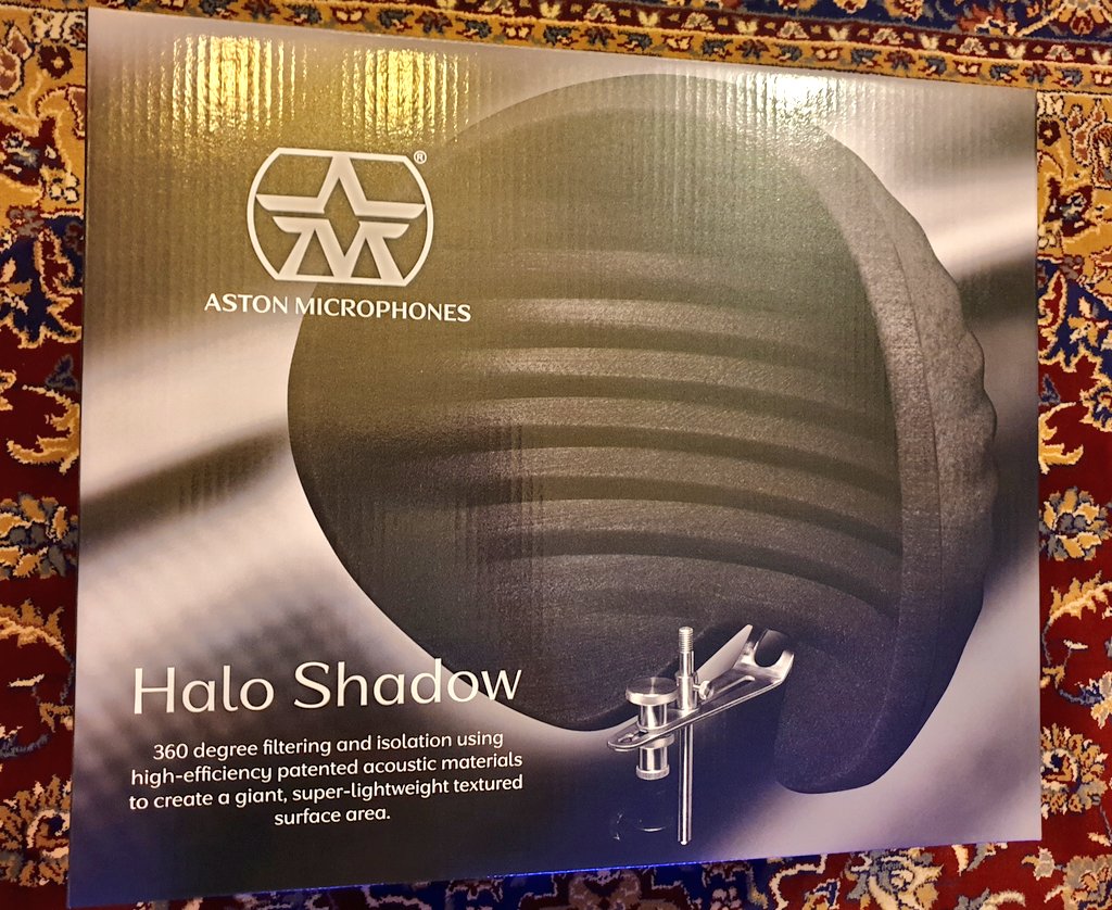 My new gear!🎙

Aston HALO SHADOW Reflection Filter
Aston SHIELD GN Pop Filter

생긴 게 지나치게 멋있네요(ว˙∇˙)ง 이세계 방패용자인 줄