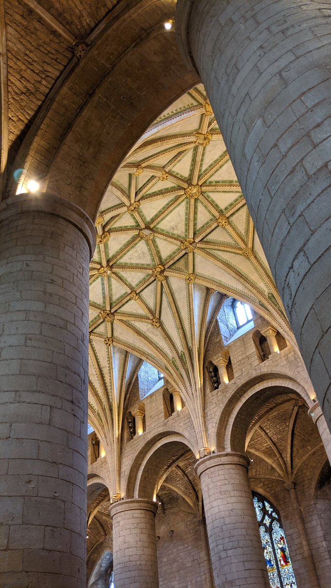 Heading inside, the first impression is Chonk! But a there's a levity to it. Tewkesbury's columns are relatively thin - especially compared to somewhere like Durham where they're the same size around as up.This gives the space a lightness rarely found in a great Norman church.