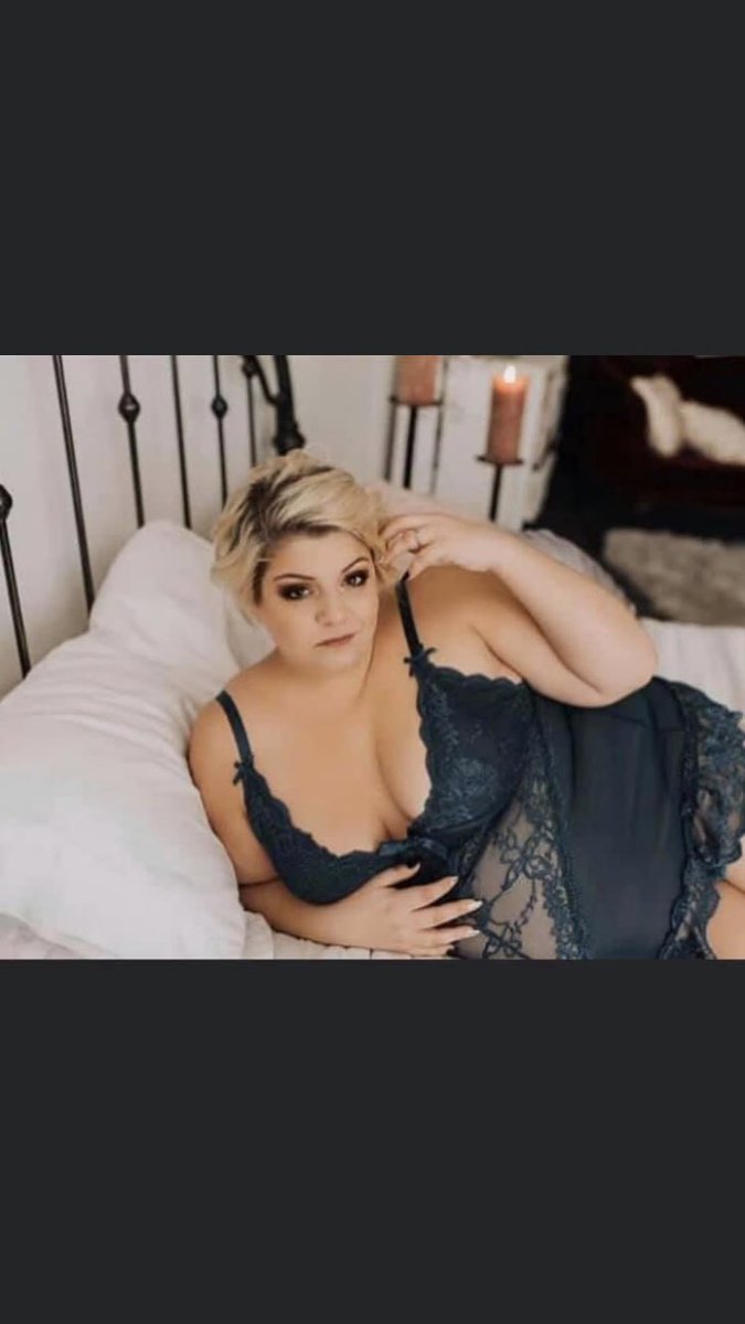 BeverlysSecret's tweet image. Hello beauties!  Happy Thursday!  We are now open for appointments any day of the week!  

Green is the color of the week so make sure you watch our live video from Monday of our 50% off items and also our 75% off clearance items as well!  💚💚💚