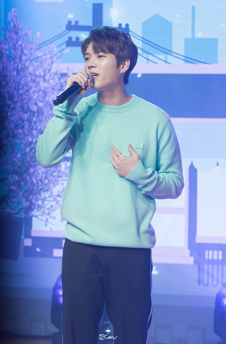 wh_melody's tweet photo. 180903 Second Write Showcase๐๐๐๐๐๐๐
#์ฐํ #๋จ์ฐํ #ใฆใใงใณ
#Second_Write ๐
ยฉ๐ท๐ https://t.co/HU6ZFelJLm