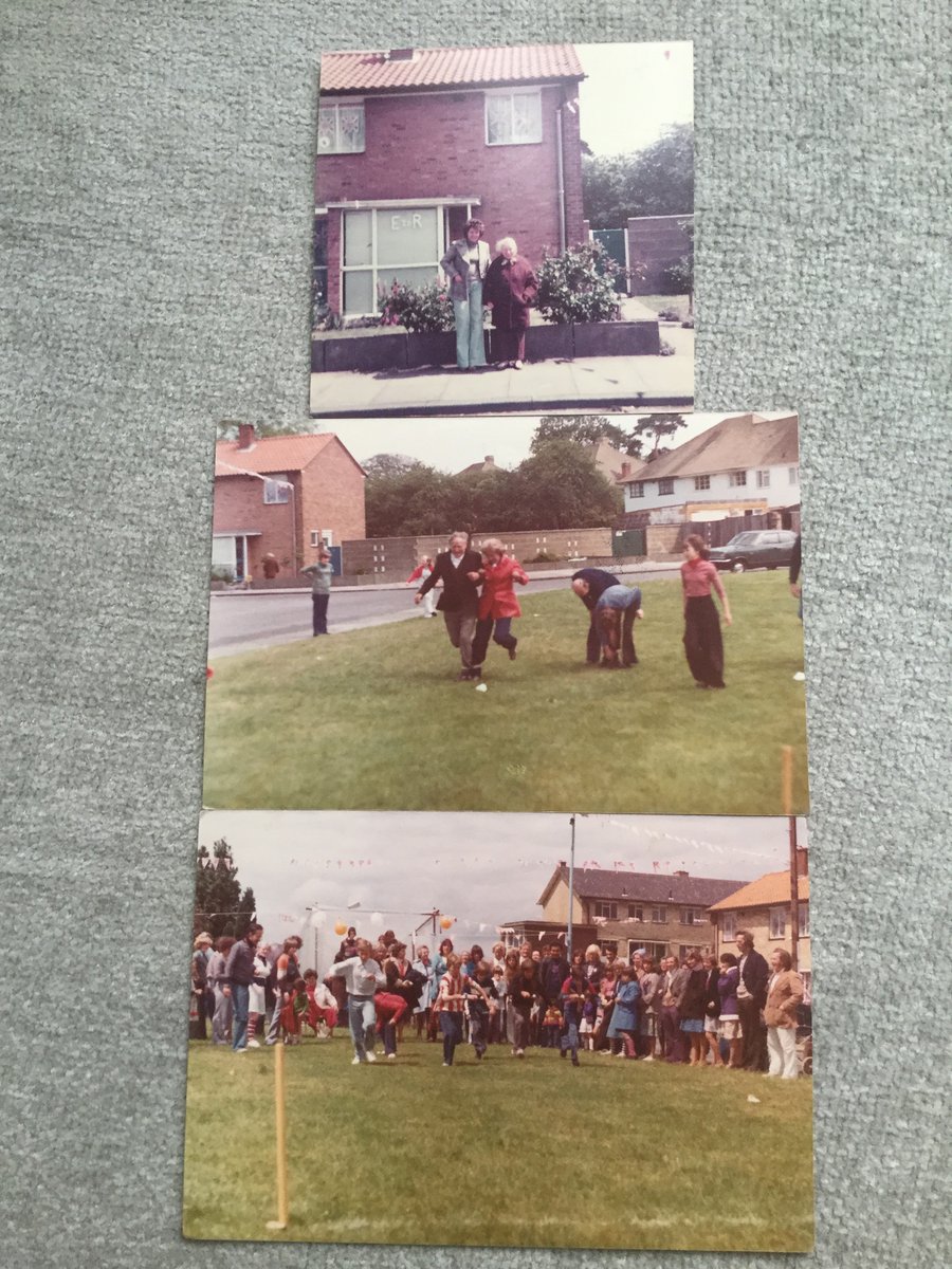 VLChesh's tweet image. Random pics of our Silver Jubilee celebrations. No idea why we don’t have one sitting at tables. Mum with our tiny French next door neighbour, Paulette (or Mrs Windsor as we always called her) who was a seamstress. Adored her and listening to her stories ❤️. #Backintimefordinner